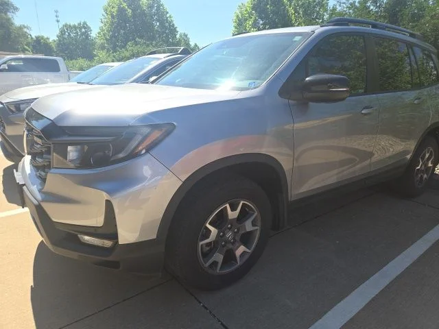 2022 Honda Passport 3.5 TrailSport 4WD Auto's photo