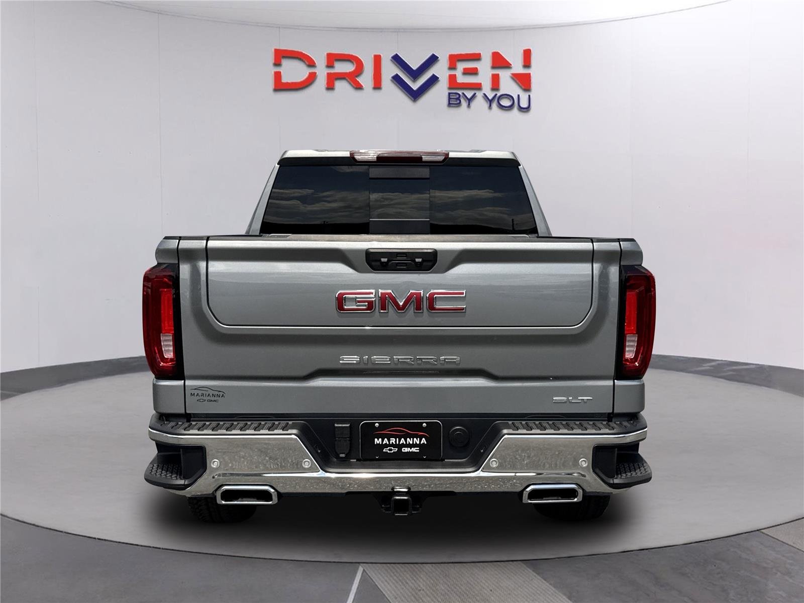 New 2026 Sterling Metallic GMC SLT image 5