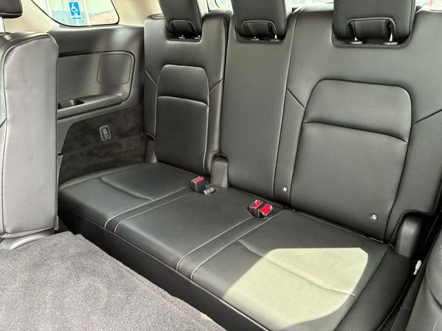 Used 2025 Black Nissan SL image 19