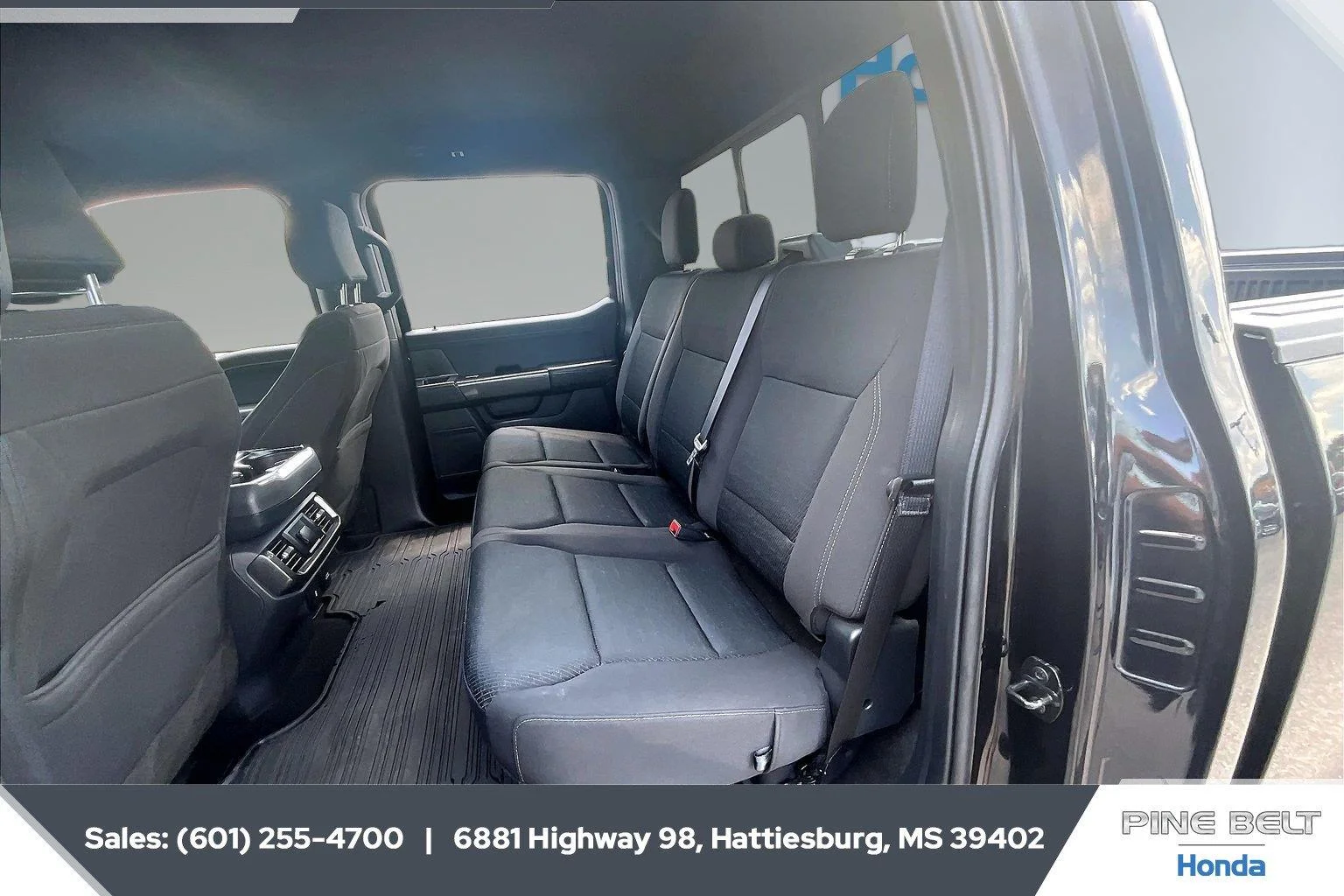 Used 2023 Agate Black Ford XLT image 19