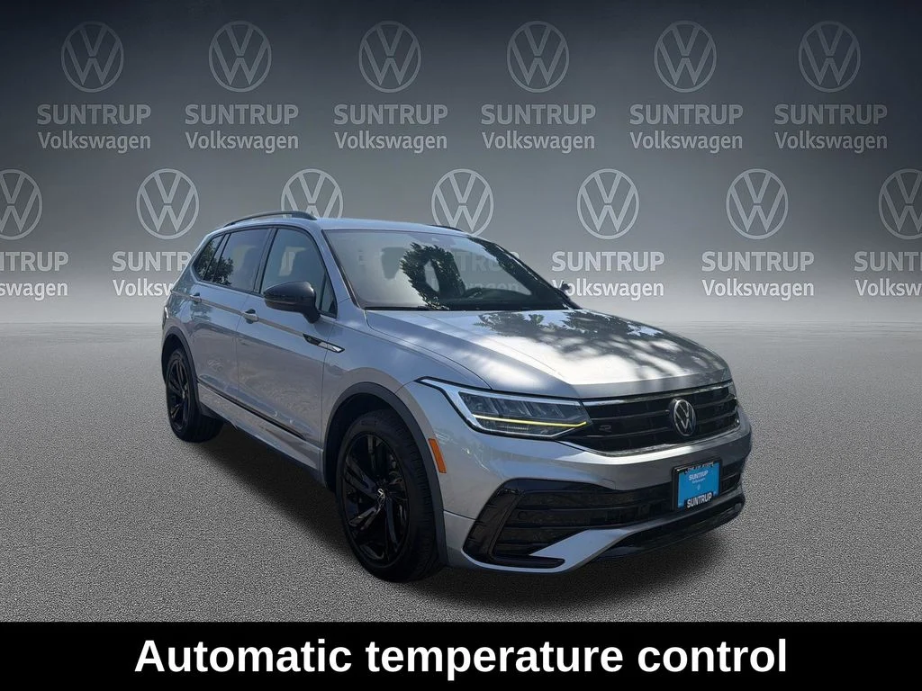 Used 2023 Silver Volkswagen 2.0T SE R-Line Black image 9