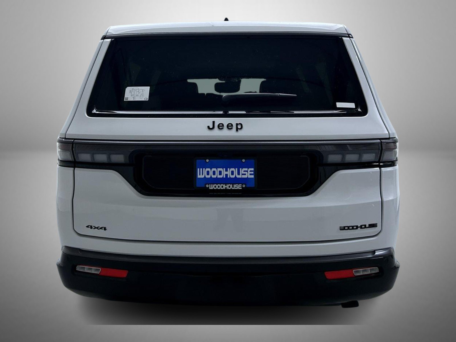 New 2026 Bright White Clear-Coat Exterior Paint Jeep Limited Altitude image 6