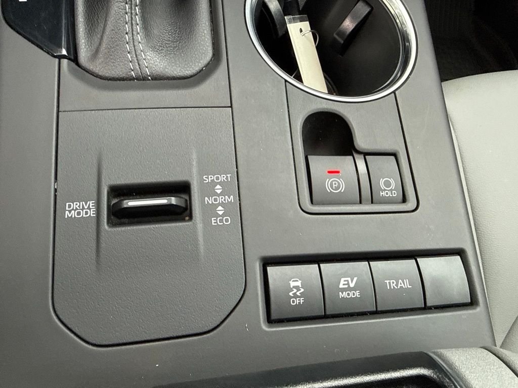 Used 2022 Brown Toyota XLE image 35