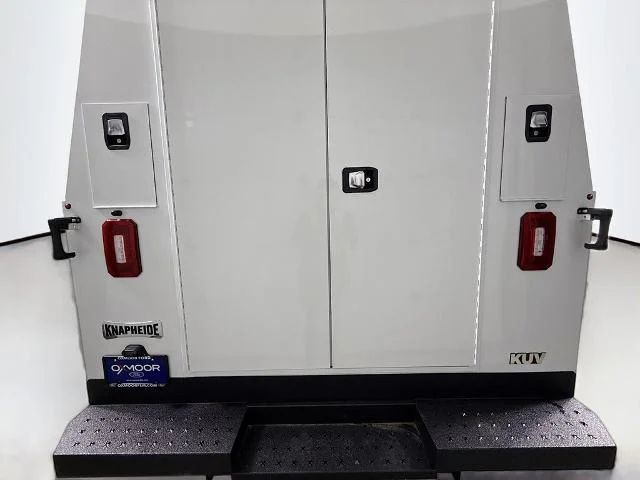 New 2026 Oxford White Ford E-350 SRW image 33