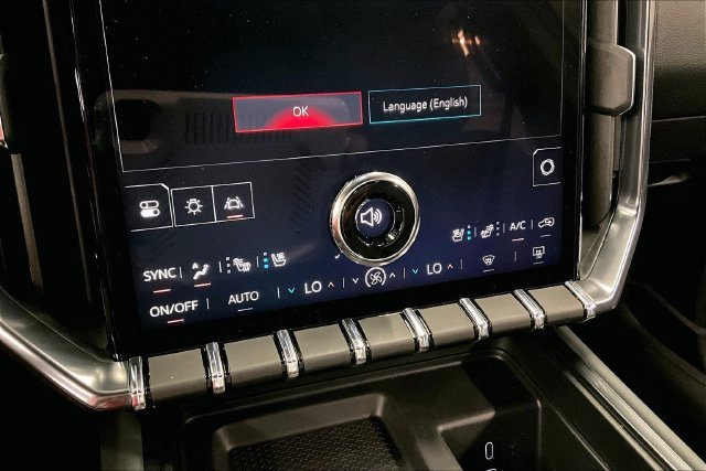 Used 2024 Sterling Metallic GMC AT4 image 30
