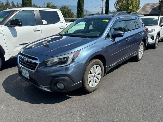 Used 2018 Blue Subaru 2.5i Premium image 4