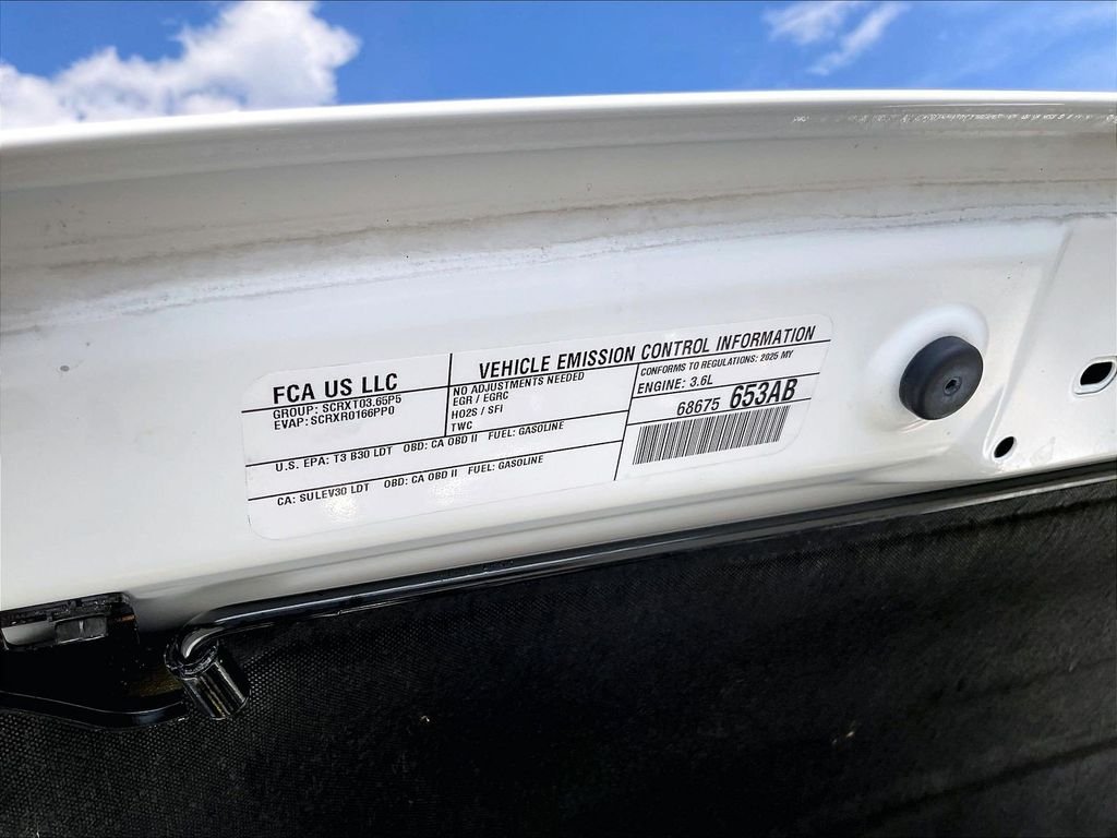 Used 2025 White Jeep Nighthawk image 36