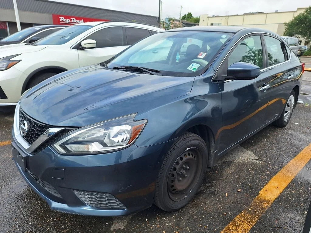 2017 Nissan Sentra SV CVT's photo