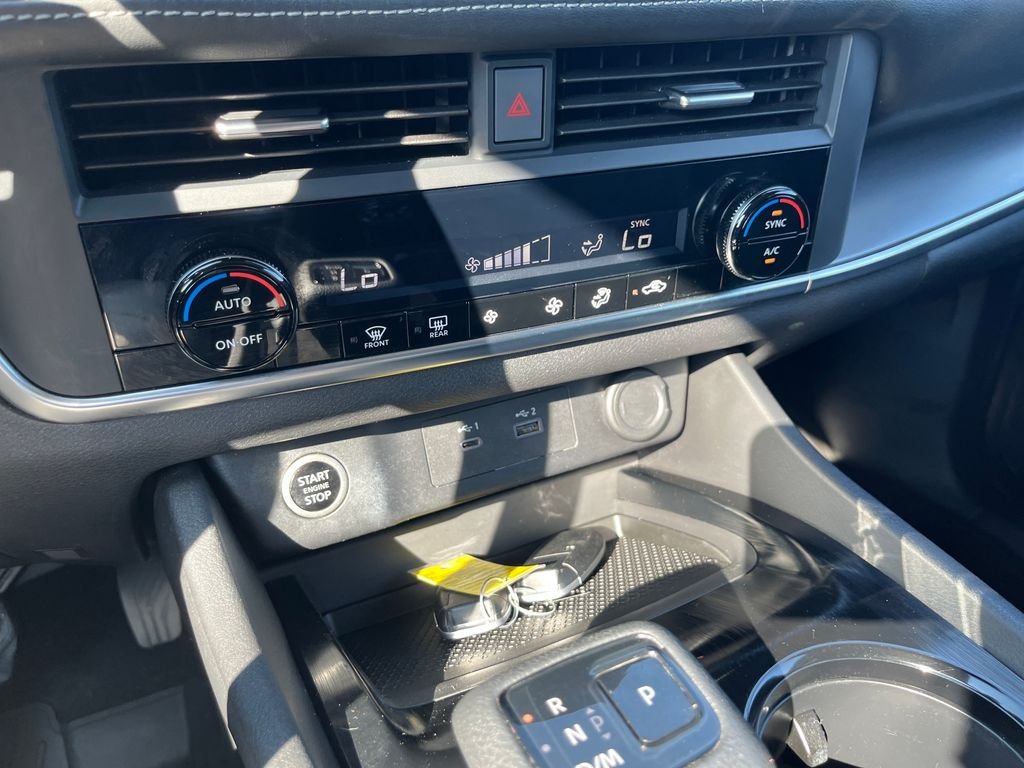 Used 2023 Gray Nissan SV image 19