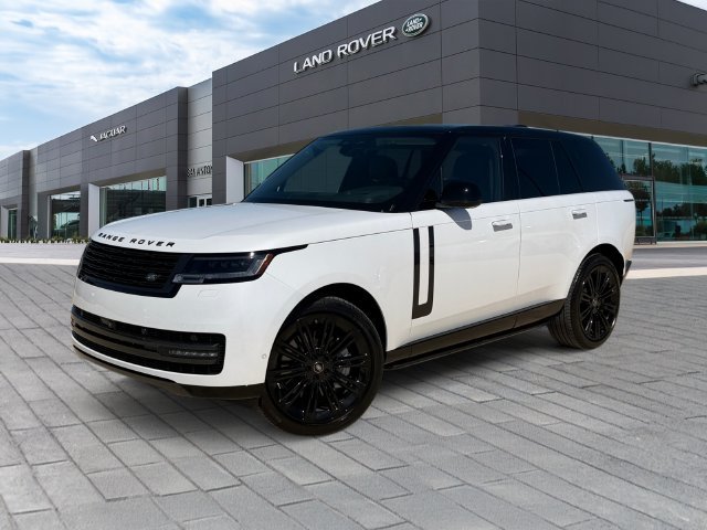Used 2025 Ostuni Pearl White Premium Metallic Land Rover SE image 1