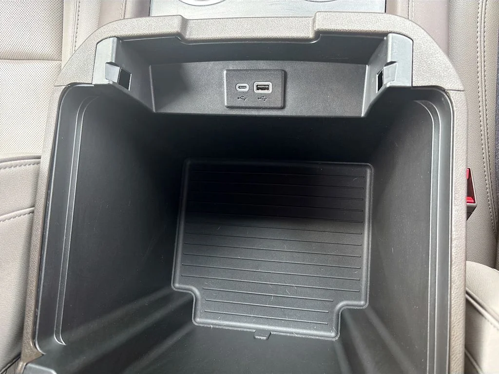 Used 2024 Silver GMC SLT image 29