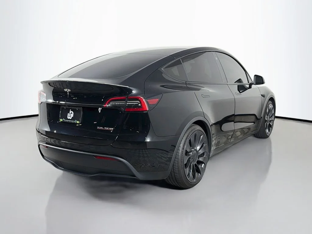 Used 2023 Black Tesla Performance image 5