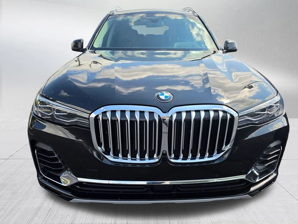 Used 2020 Black BMW xDrive40i image 2