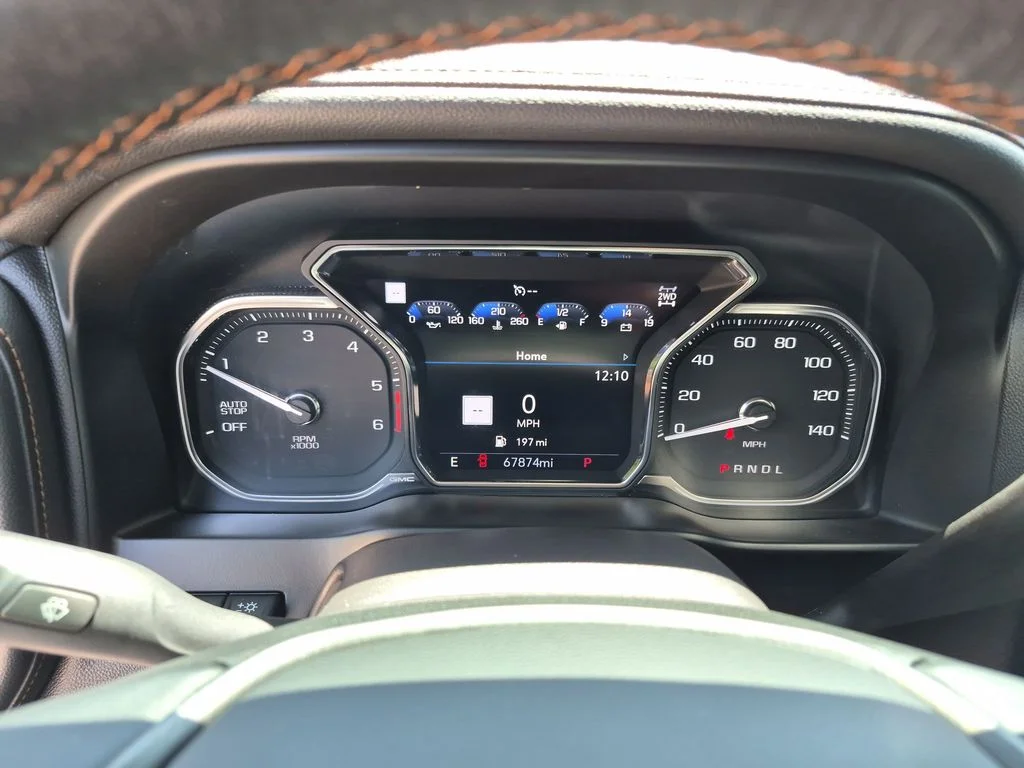 Used 2021 Gray GMC AT4 image 22