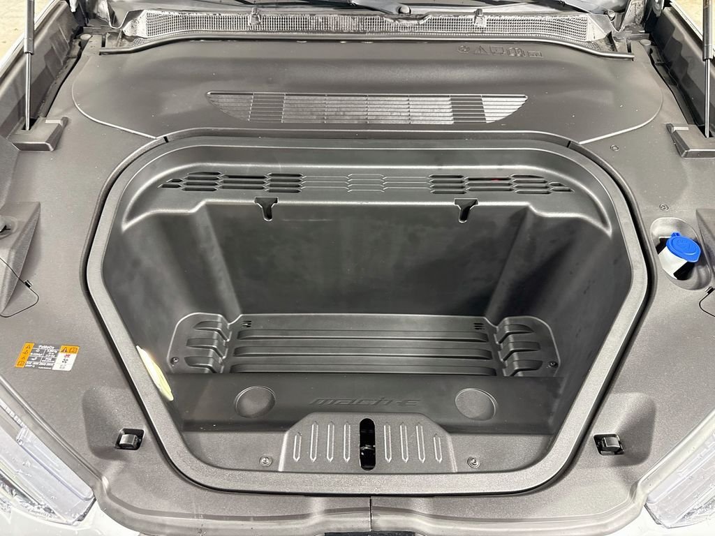 Used 2023 Space White Metallic Ford Premium image 32