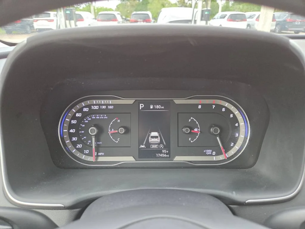 Used 2024 White Pearl Hyundai SEL image 30