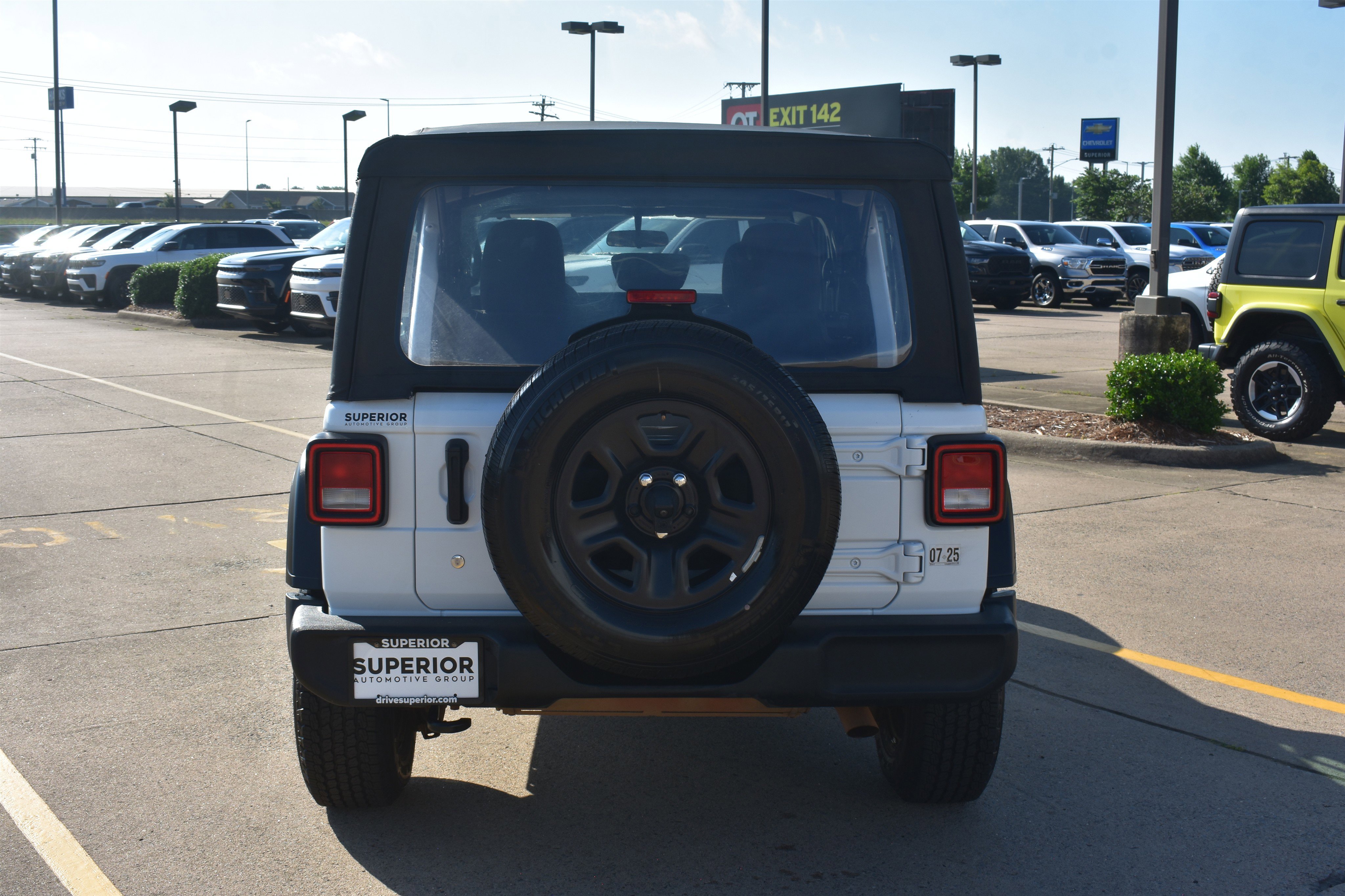 2023 Jeep Wrangler 4-Door Sport - Photo 6