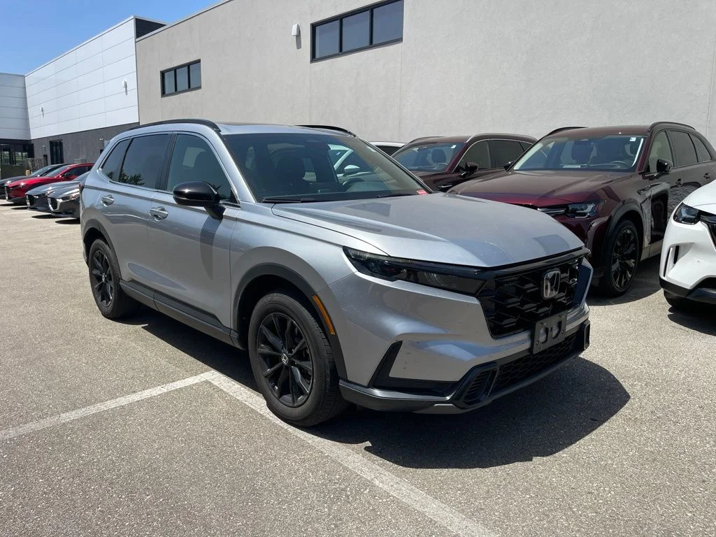 Used 2023 Lunar Silver Metallic Honda Sport image 4