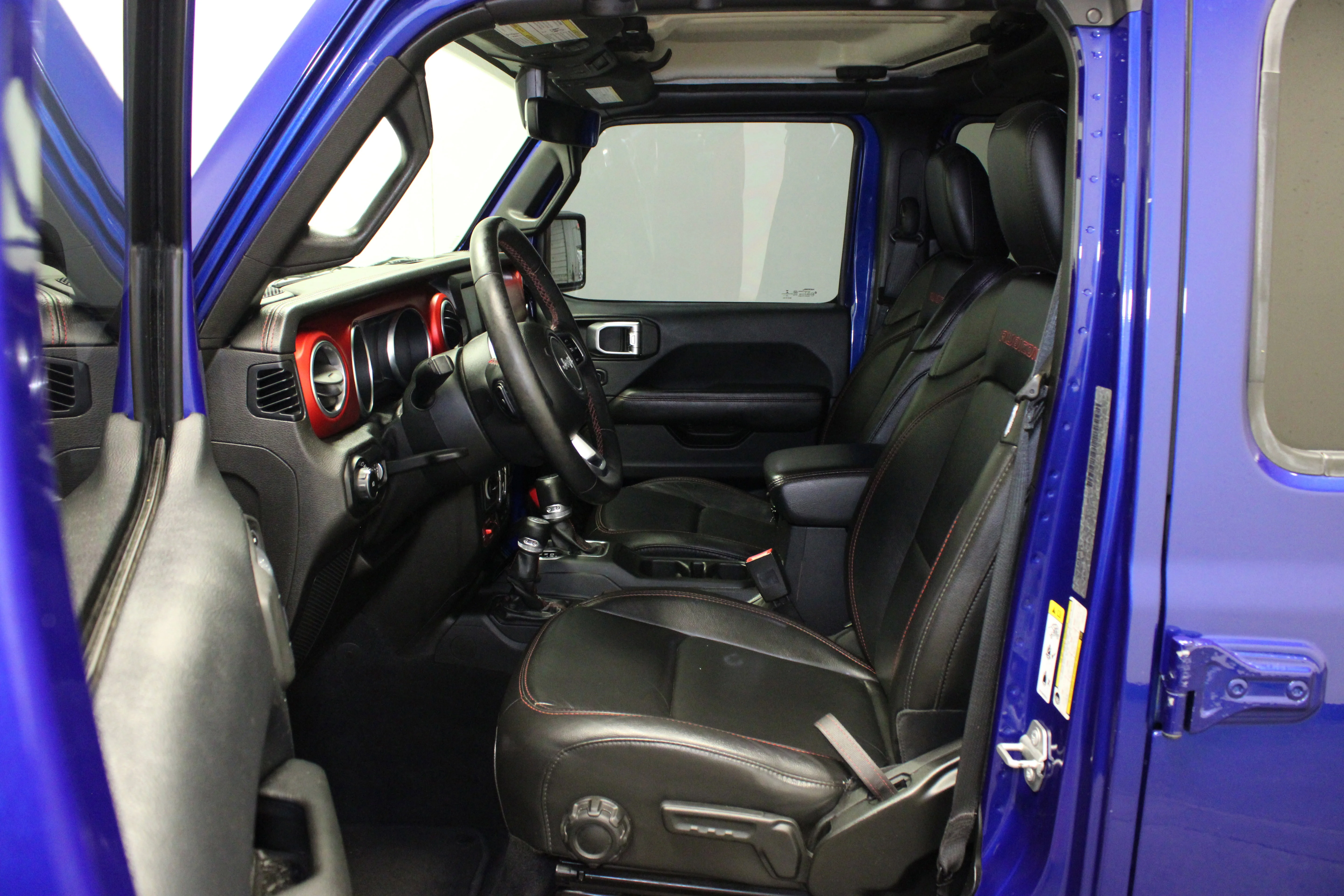 Used 2018 Ocean Blue Metallic Clearcoat Jeep Rubicon image 19