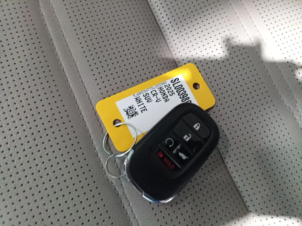 Used 2025 White Honda EX-L image 29