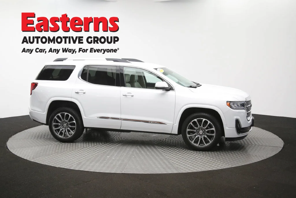 Used 2023 White GMC Denali image 55