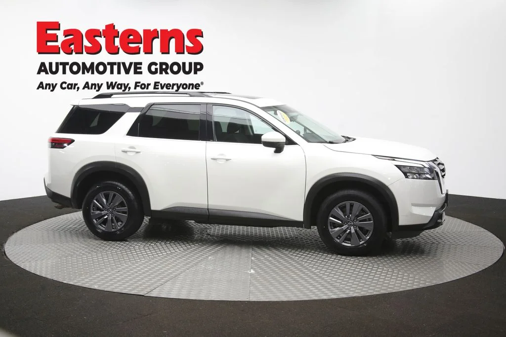 Used 2023 White Nissan SV image 49