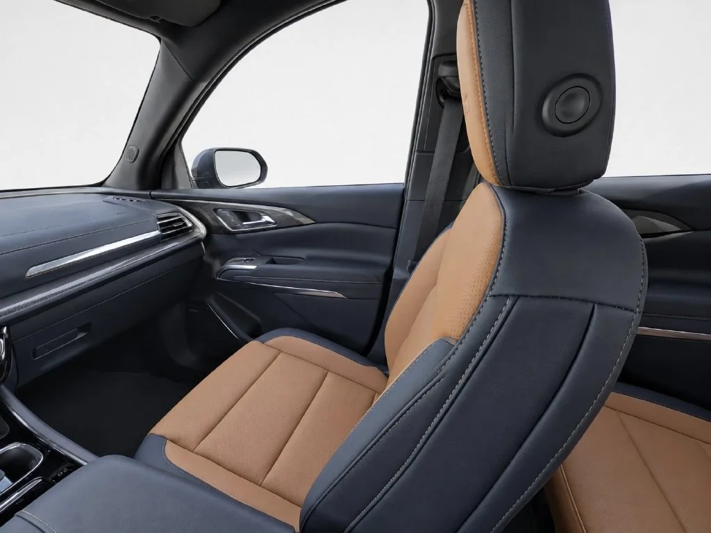 New 2027 Black Chevrolet Z71 image 31