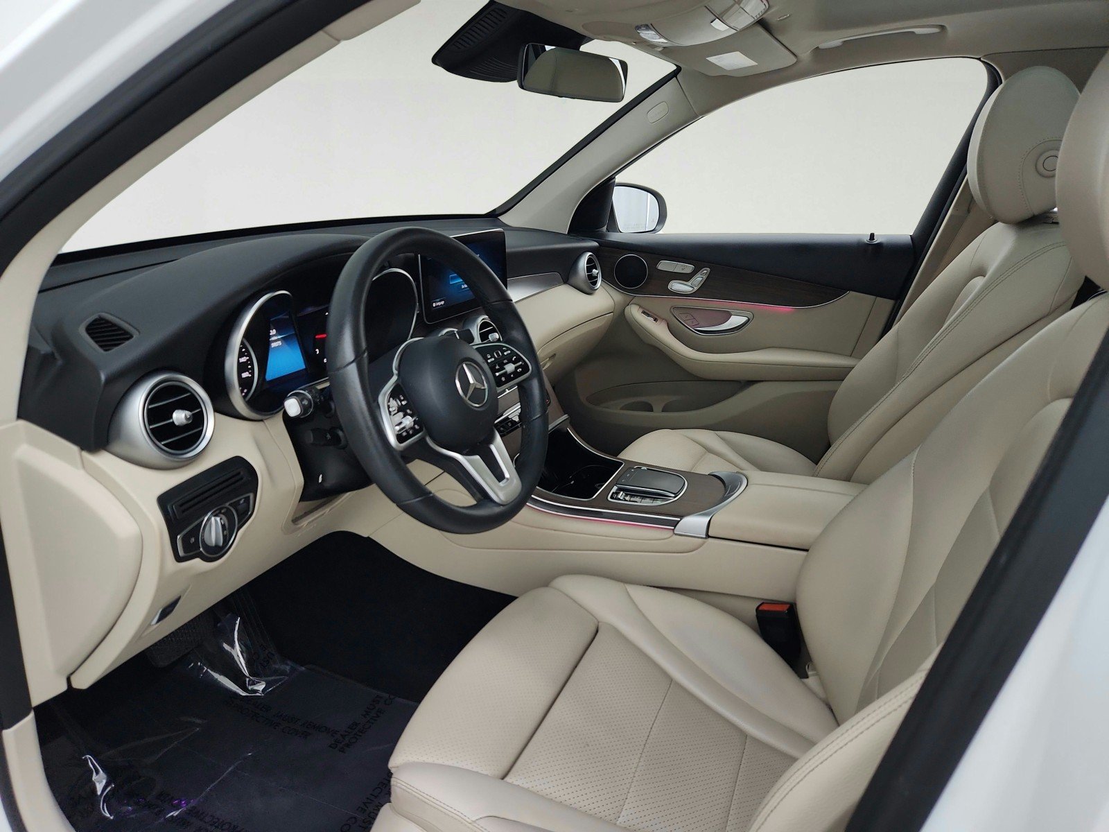 Certified Used 2022 Polar White Mercedes-Benz GLC 300 image 5
