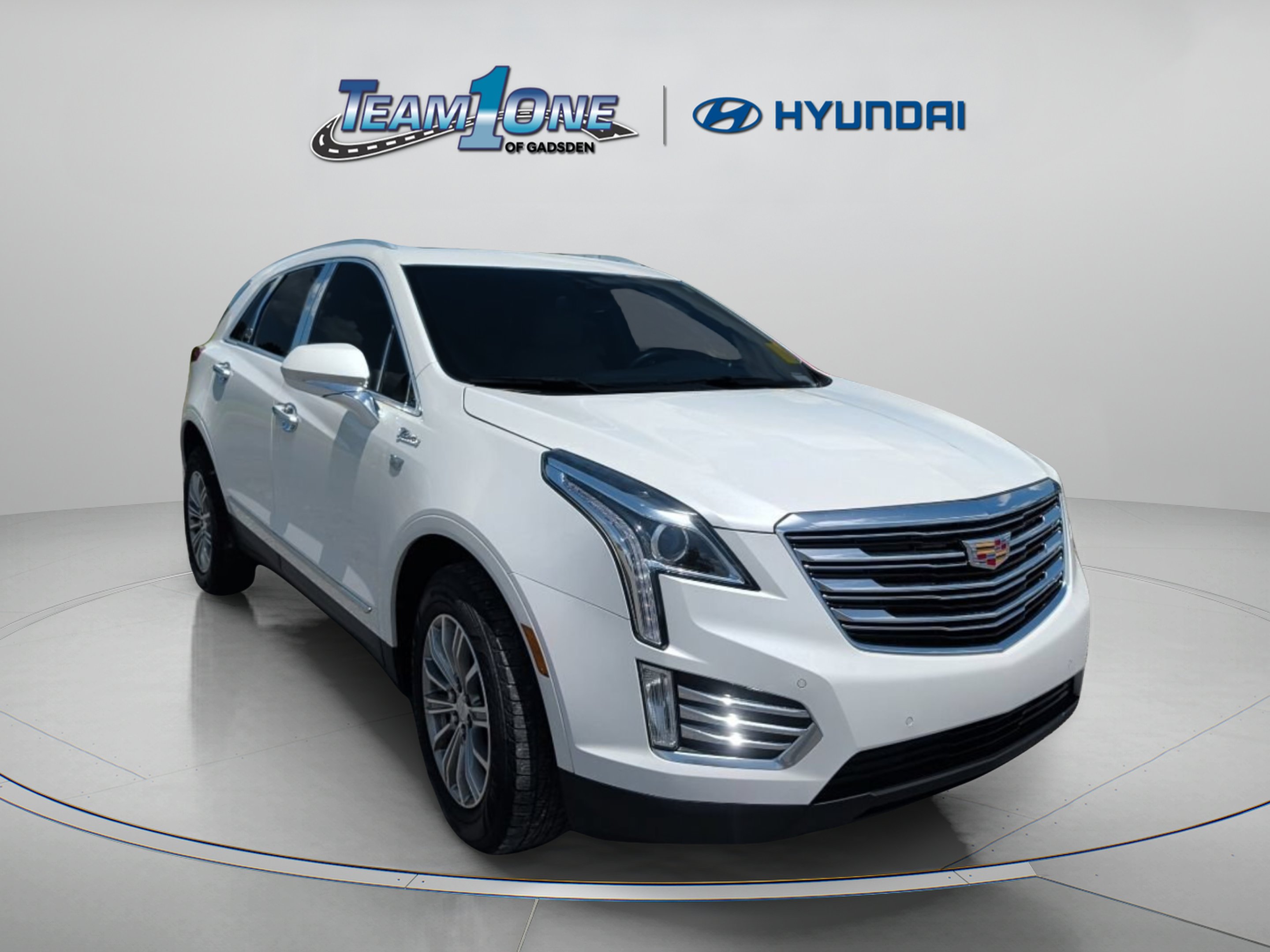 2017 Cadillac XT5 FWD Luxury's photo
