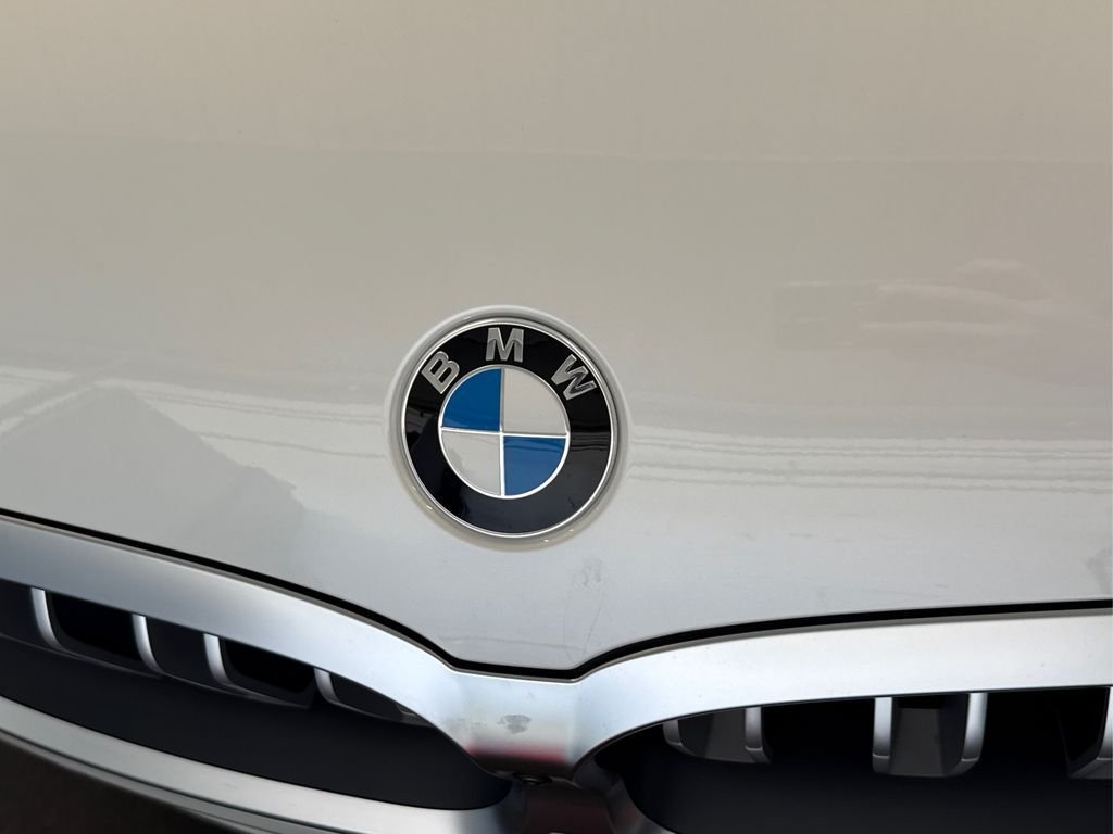2026 BMW 8 Series 840i - Photo 18