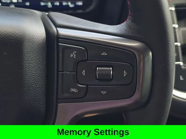 Used 2022 White Chevrolet RST image 20