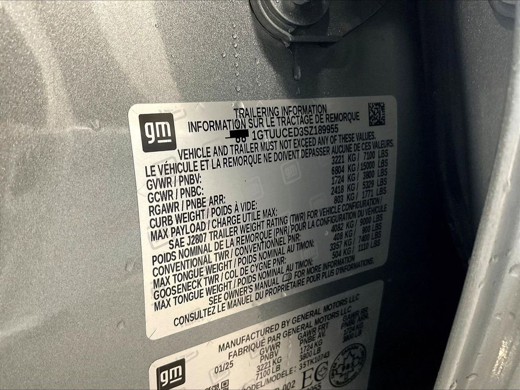 Used 2025 Gray GMC Elevation image 36