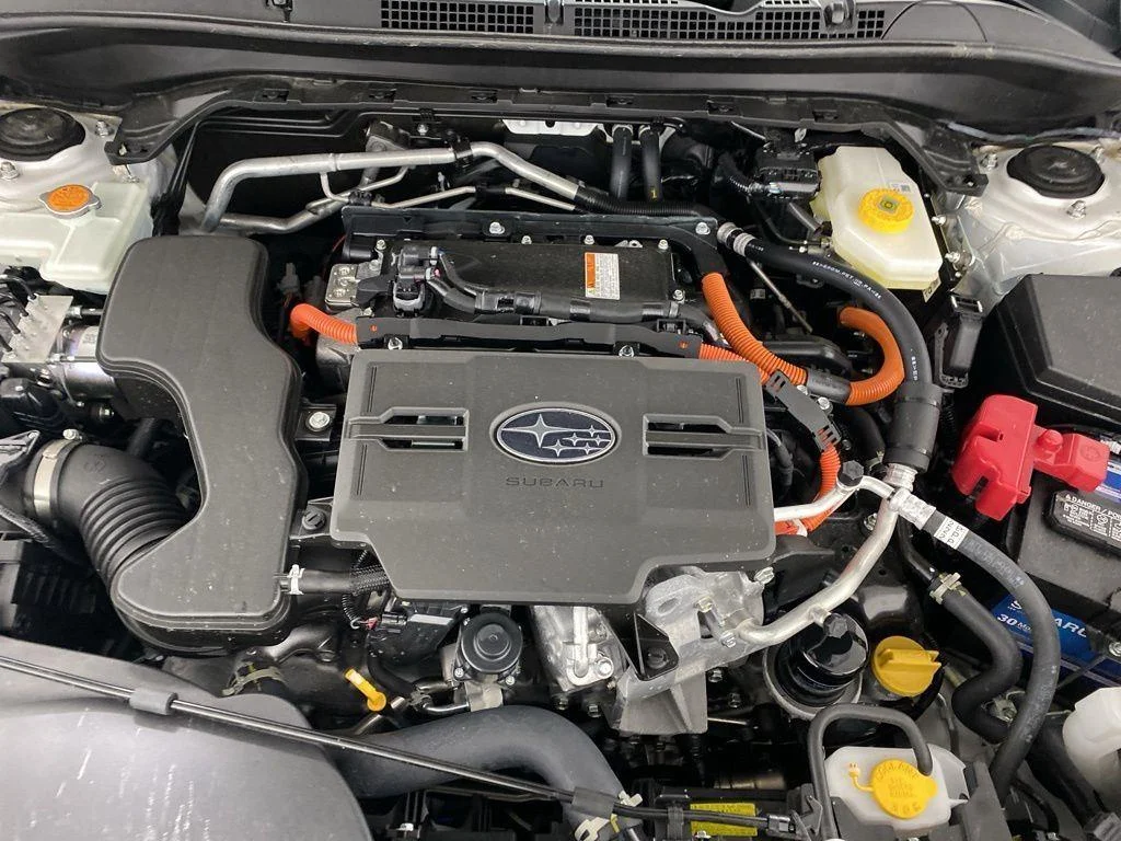 2025 Subaru Forester Limited - Photo 32