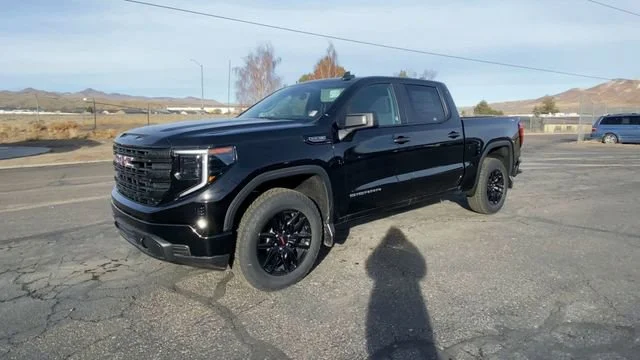 New 2026 Onyx Black GMC Pro image 4