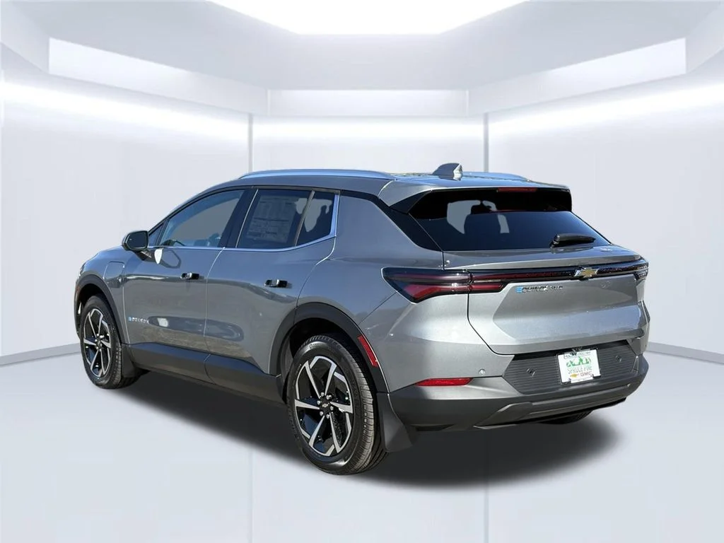 New 2026 Gray Chevrolet LT image 17