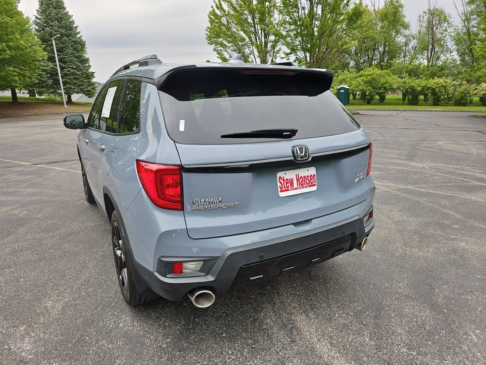 Used 2023 Gray Honda Elite image 3