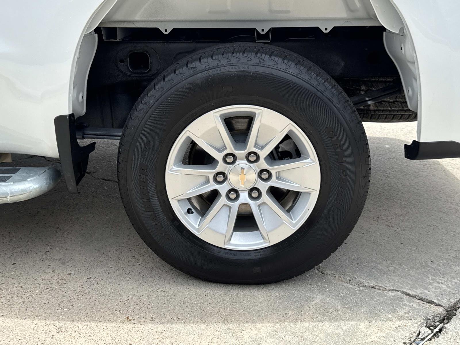 Used 2025 Summit White Chevrolet Work Truck image 4