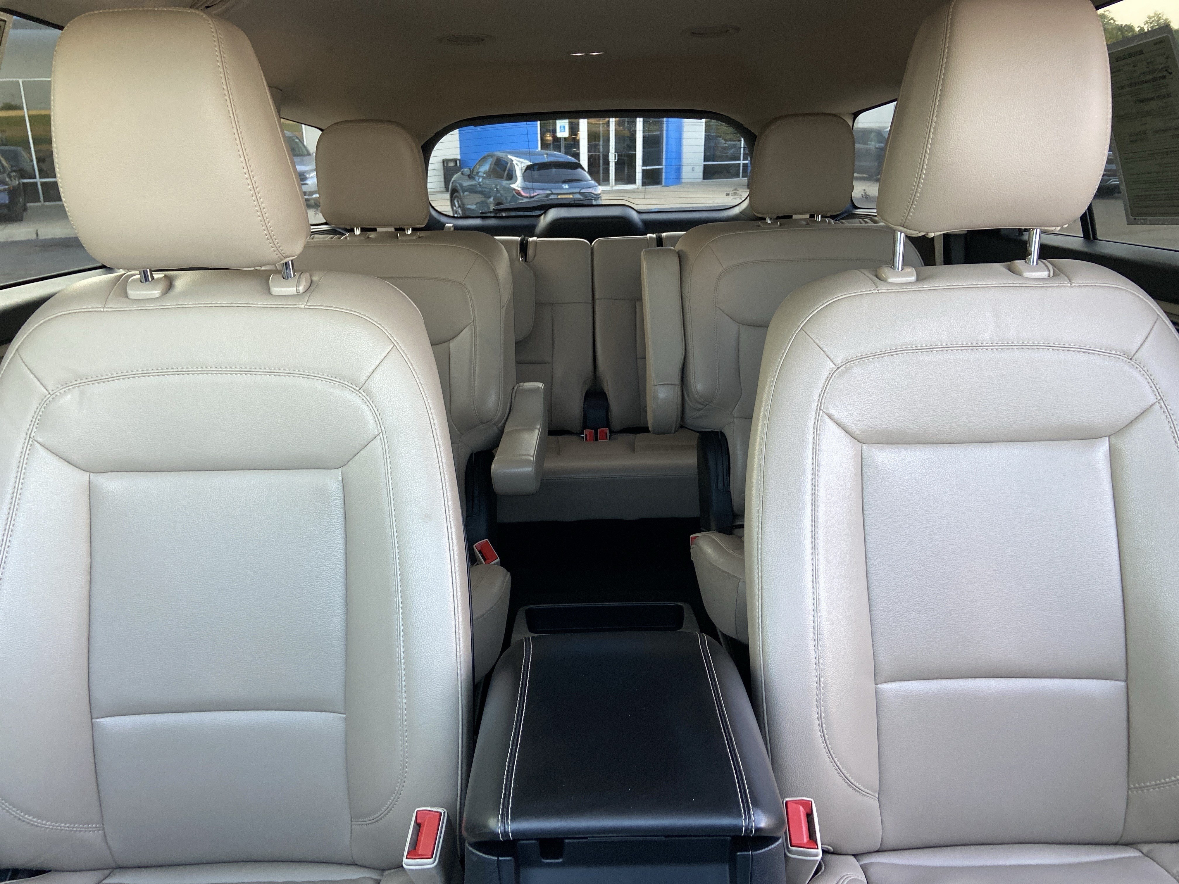 Used 2020 Blue Metallic Ford XLT image 19