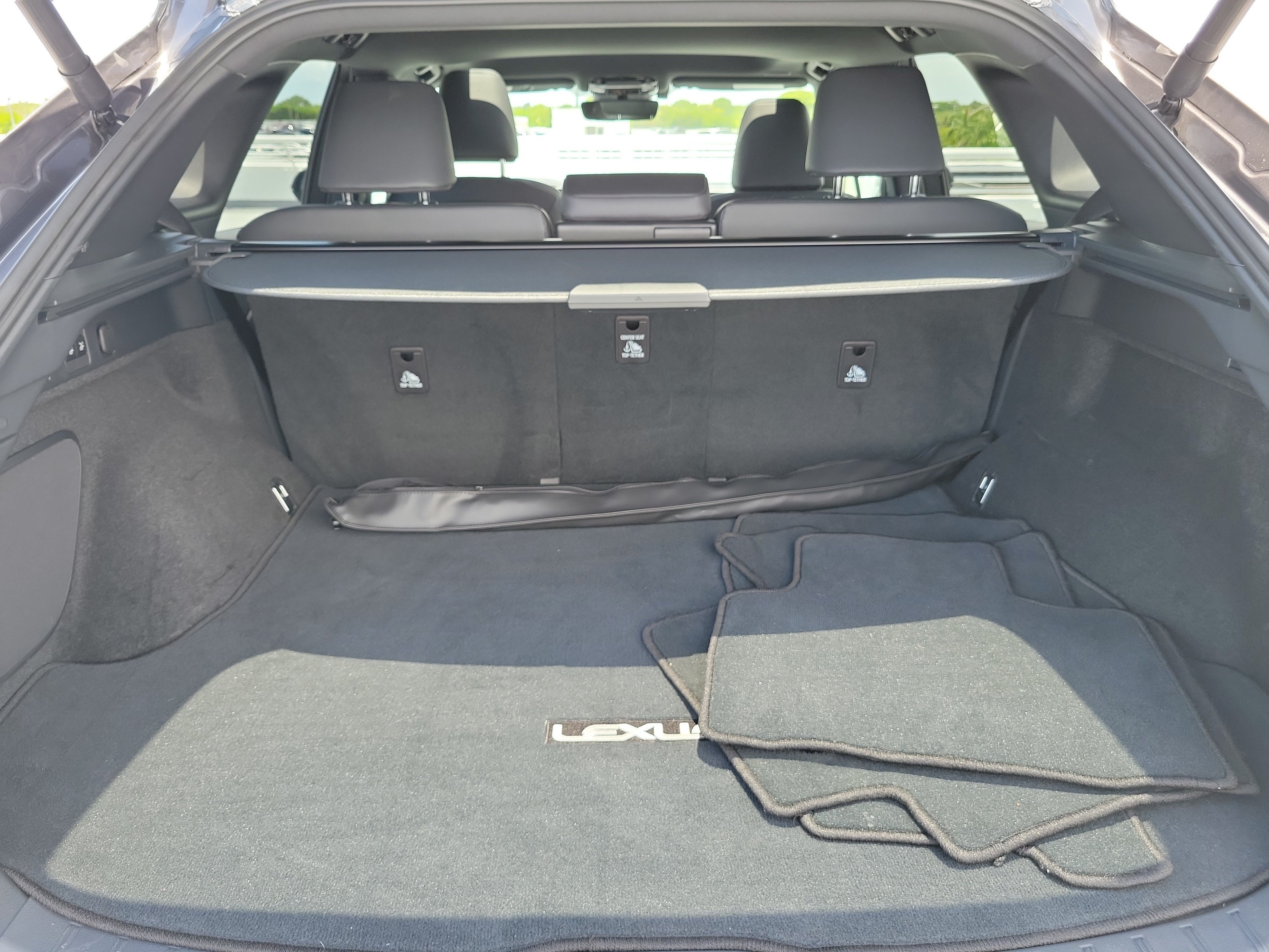 Certified Used 2025 CLOUDBURST GRAY Lexus RX 350 Premium image 9