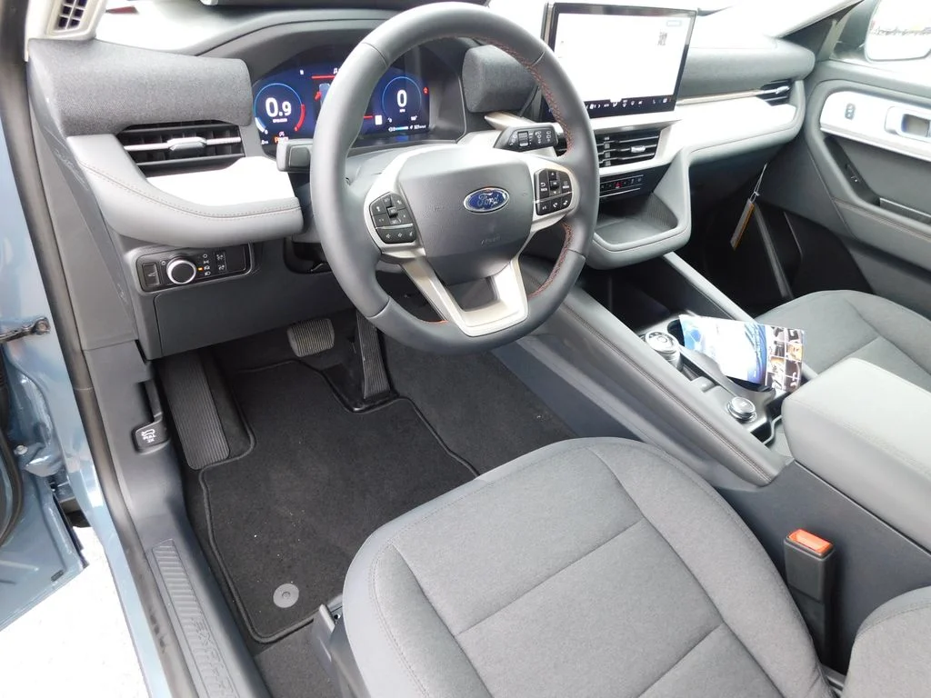 New 2026 Blue Ford Active image 15