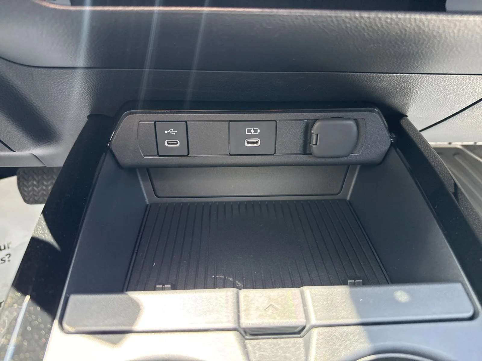 2025 Toyota Prius XSE Premium - Photo 21