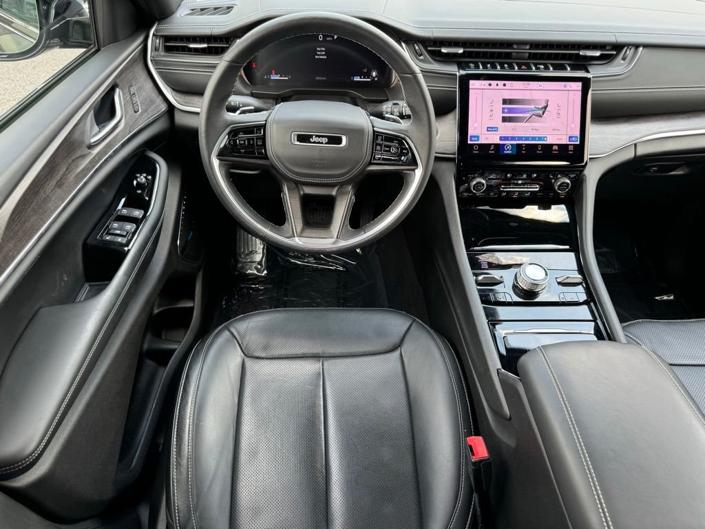 Used 2022 Gray Jeep Overland image 17