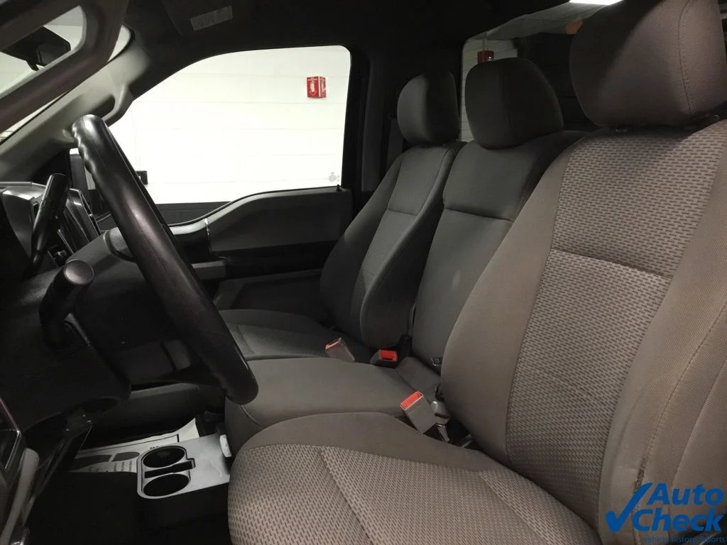 Used 2019 Blue Ford XLT image 27