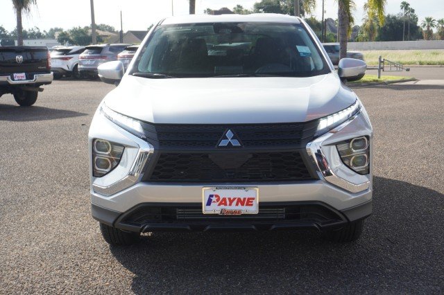 New 2026 Alloy Silver Metallic Mitsubishi ES image 2