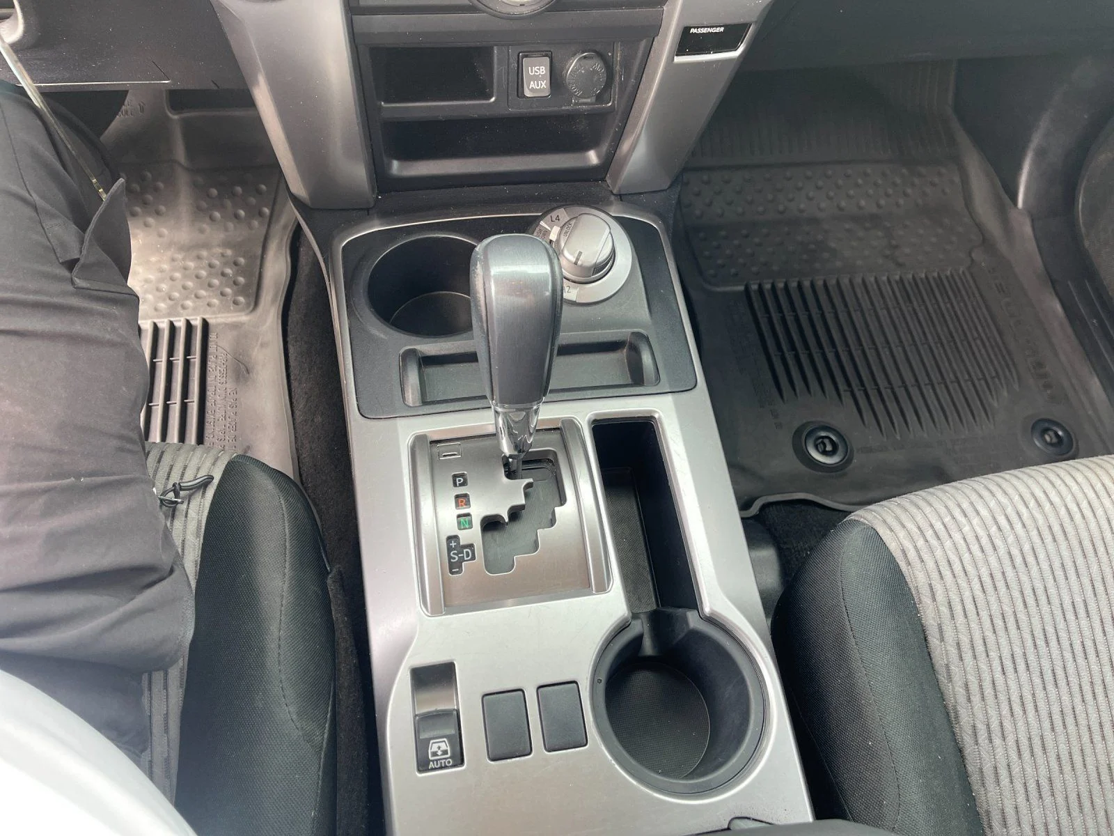 Used 2019 Black Toyota SR5 image 25