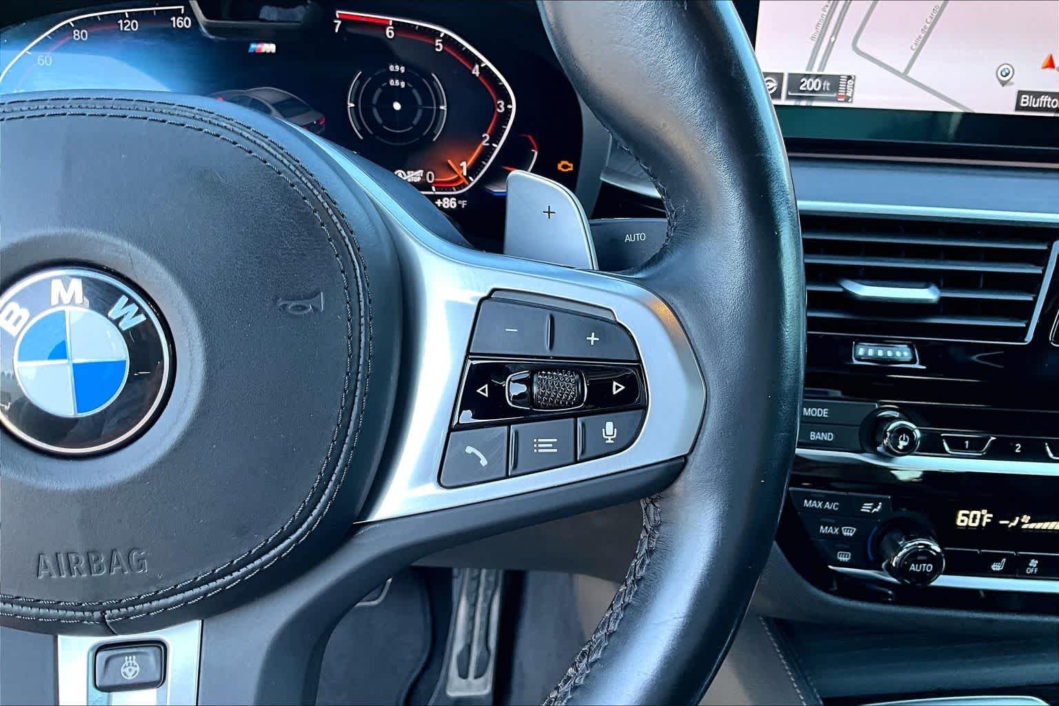 Used 2022 Black Sapphire Metallic BMW 530i image 24