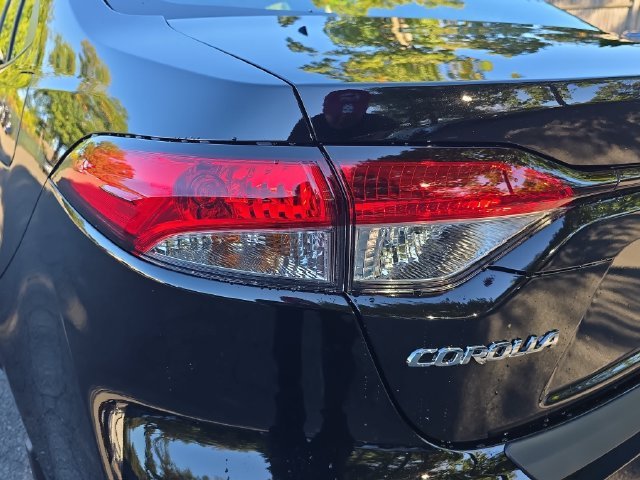 New 2027 Inked Toyota LE image 32