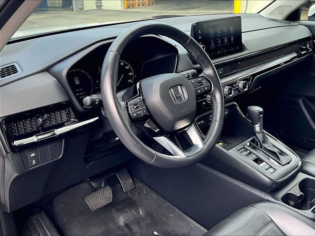 Used 2024 White Honda EX-L image 14