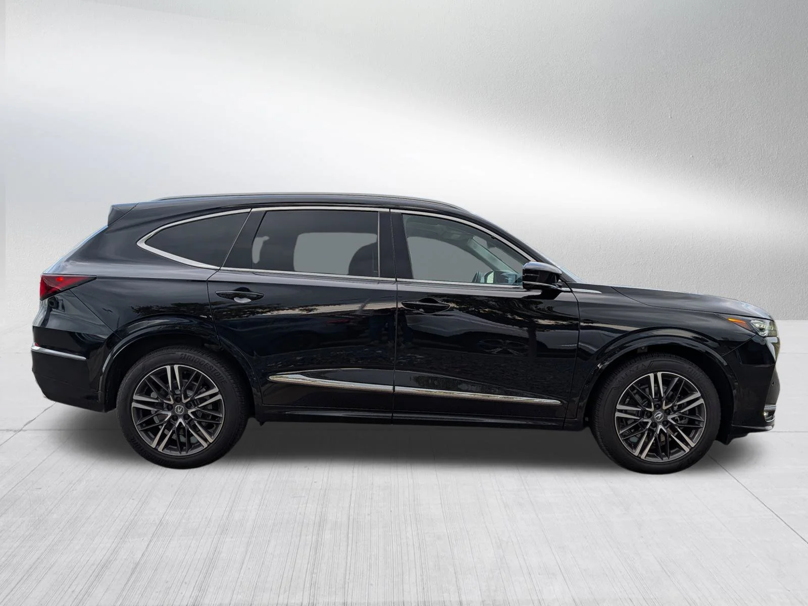 Certified Used 2025 Majestic Black Pearl Acura w/Advance Package image 8