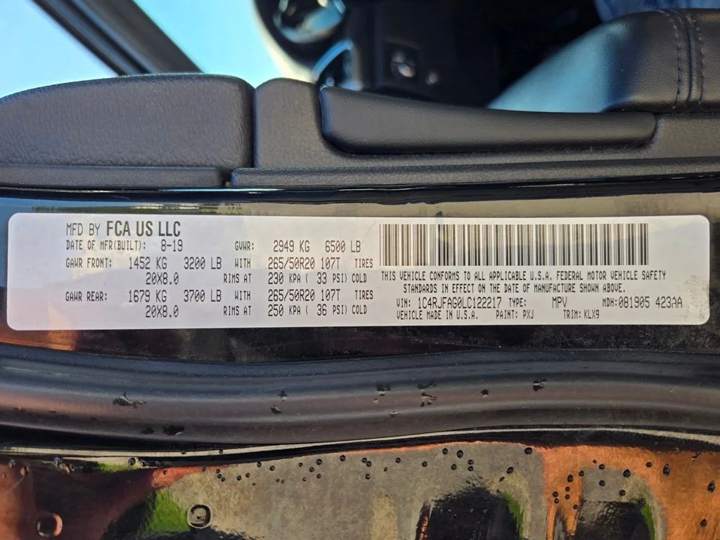 Certified Used 2020 Black Jeep Altitude image 34